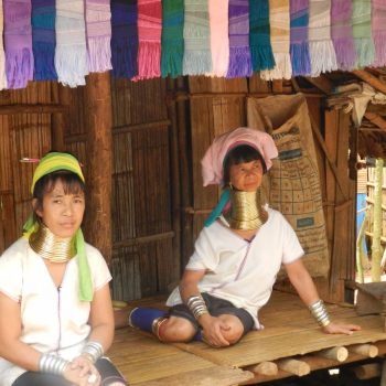 de "langnekken " in Noord Thailand 